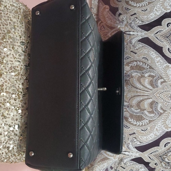 COCO Quilted Caviar and Burgundy Lizard Handle - Picture 3 of 12